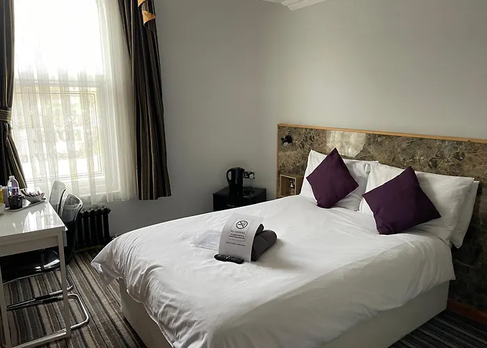 The Six Bells Hotel